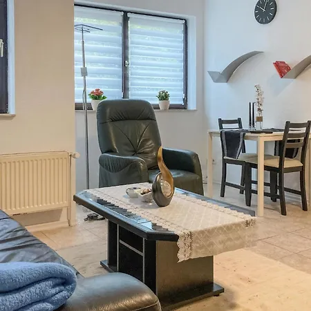 아파트 2 Bedroom In *