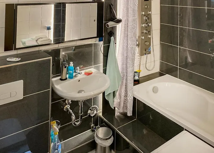 2 Bedroom In Apartamento Schwerin (Mecklenburg-Vorpommern)